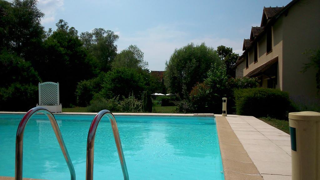Hotel & Restaurant Le Moulin De Chameron, The Originals Relais Bannegon Exterior foto