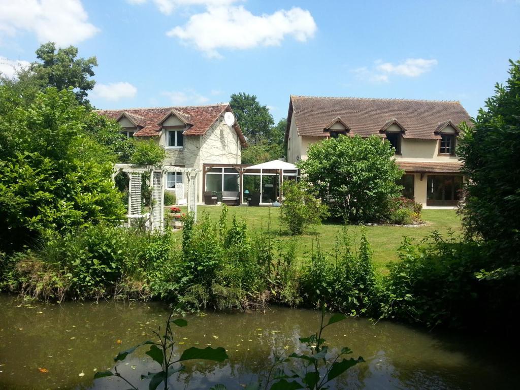 Hotel & Restaurant Le Moulin De Chameron, The Originals Relais Bannegon Exterior foto